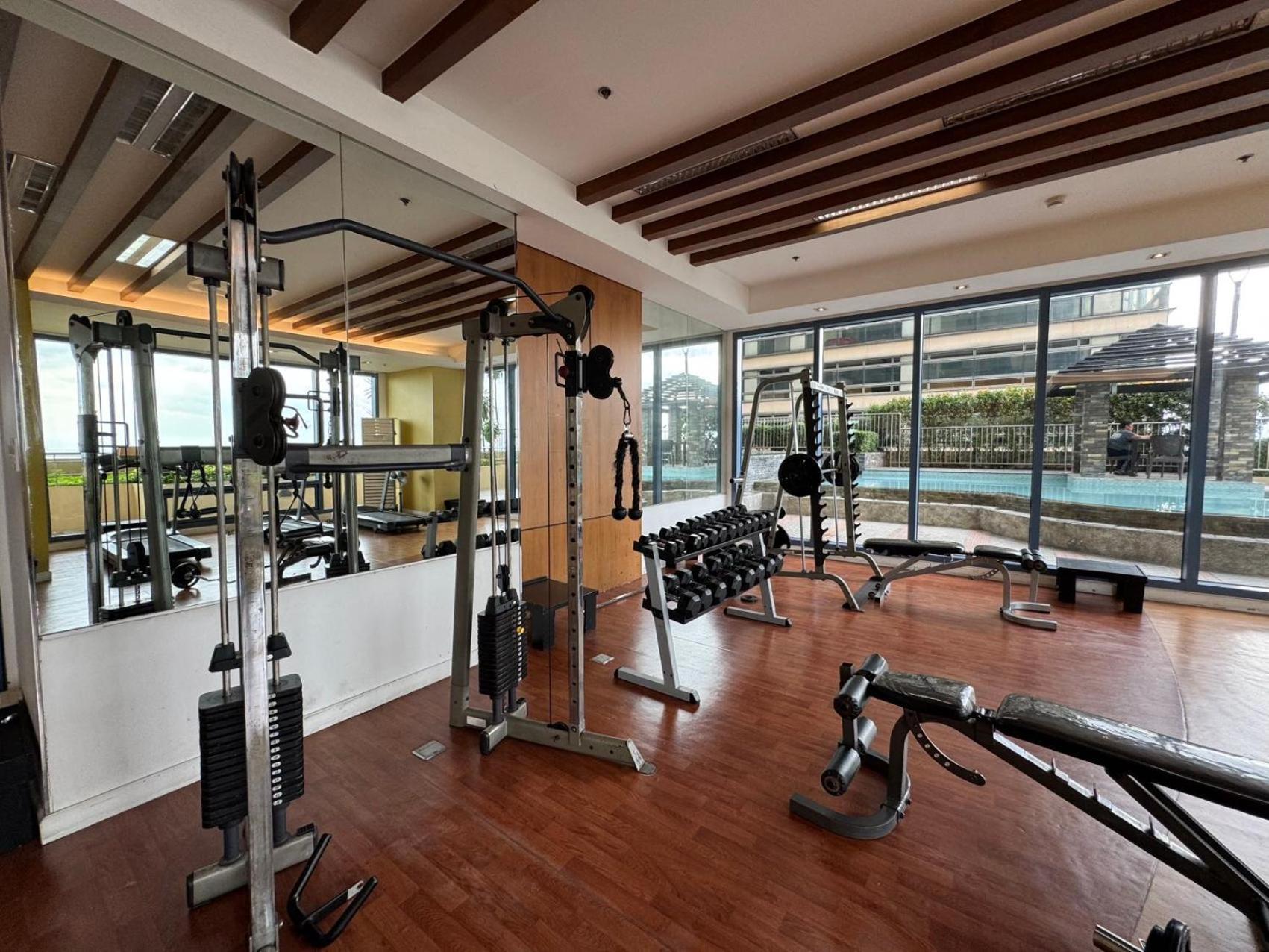 Grand Riviera Suites Apartment มะนิลา ภายนอก รูปภาพ
